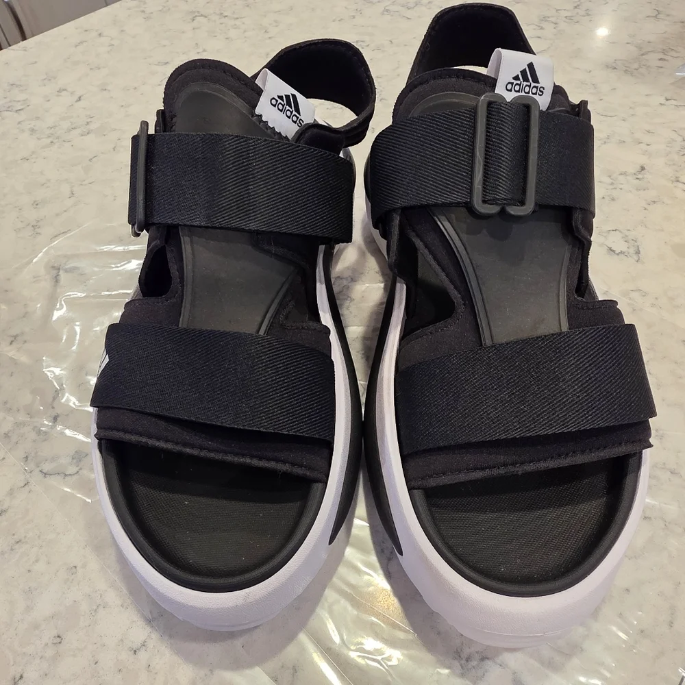 Adidas Mehana Platform Sandals Women’s Size 11 Black/White NWT!